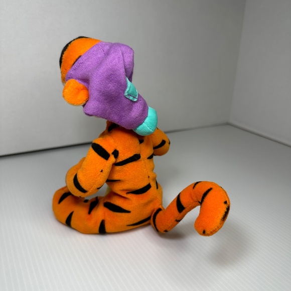 Disney ‘s Winnie The Pooh’s Tigger Star Bean Plush Mattel - Picture 6 of 10